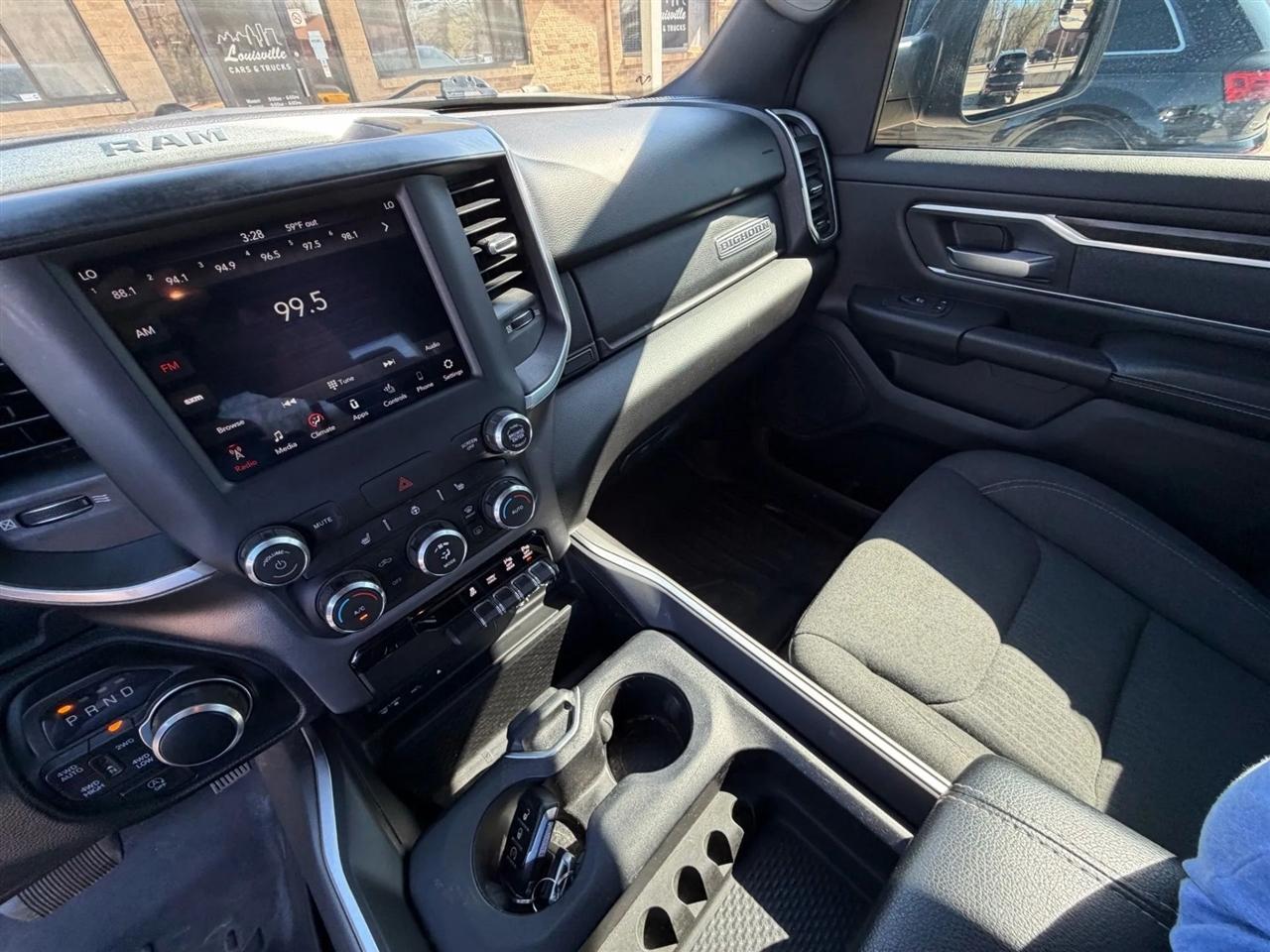 RAM 1500 Big Horn/Lone Star 4x4 Crew Cab 5'7" Box 2019