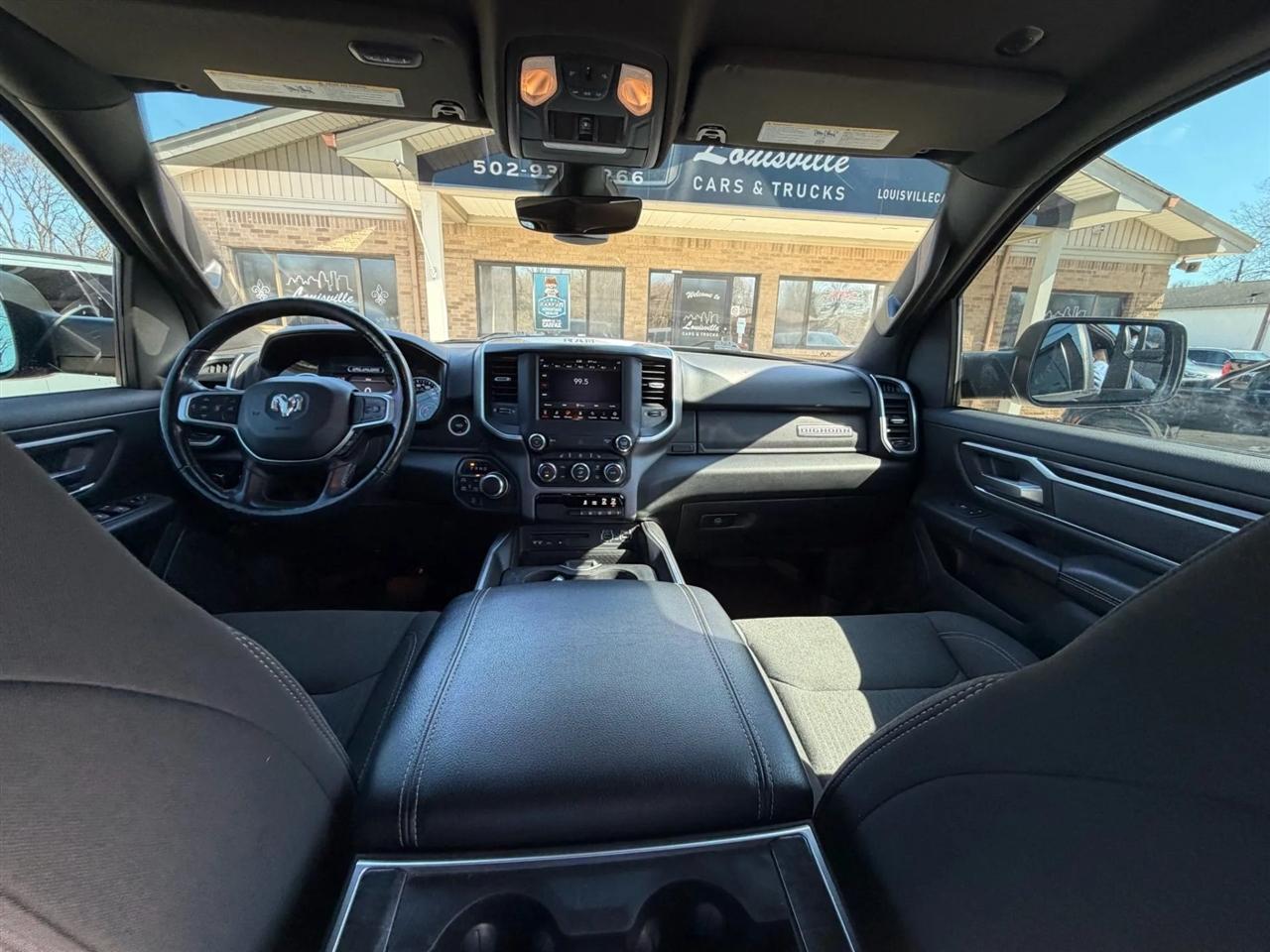 RAM 1500 Big Horn/Lone Star 4x4 Crew Cab 5'7" Box 2019