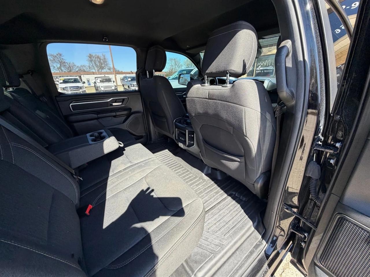 RAM 1500 Big Horn/Lone Star 4x4 Crew Cab 5'7" Box 2019