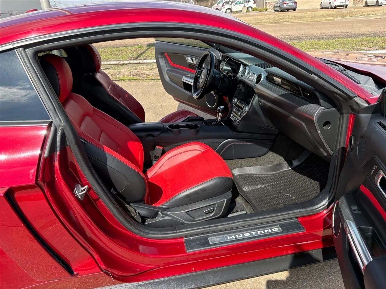 Ford Mustang GT Fastback 2018