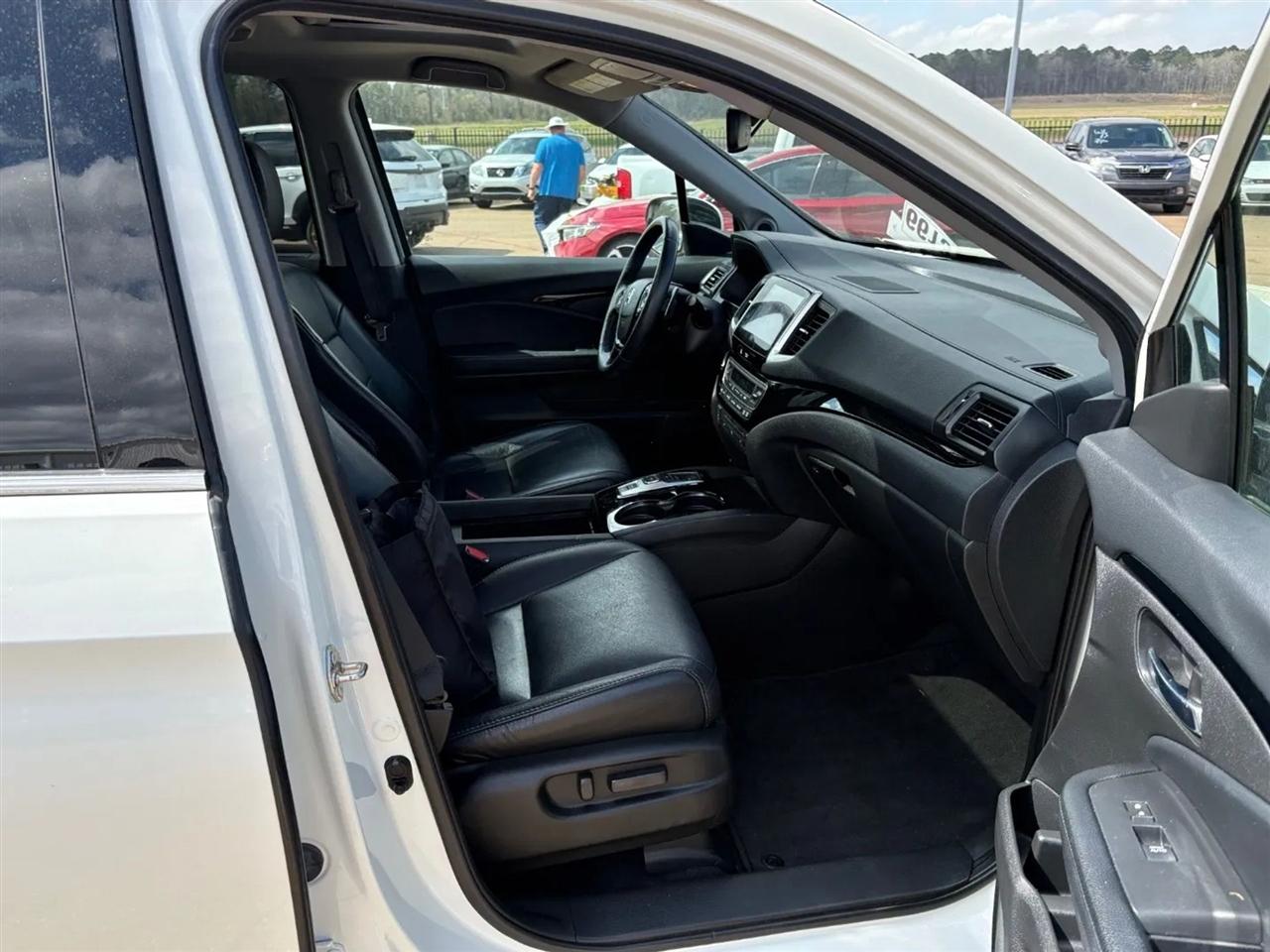 Honda Pilot Touring 2WD 2018