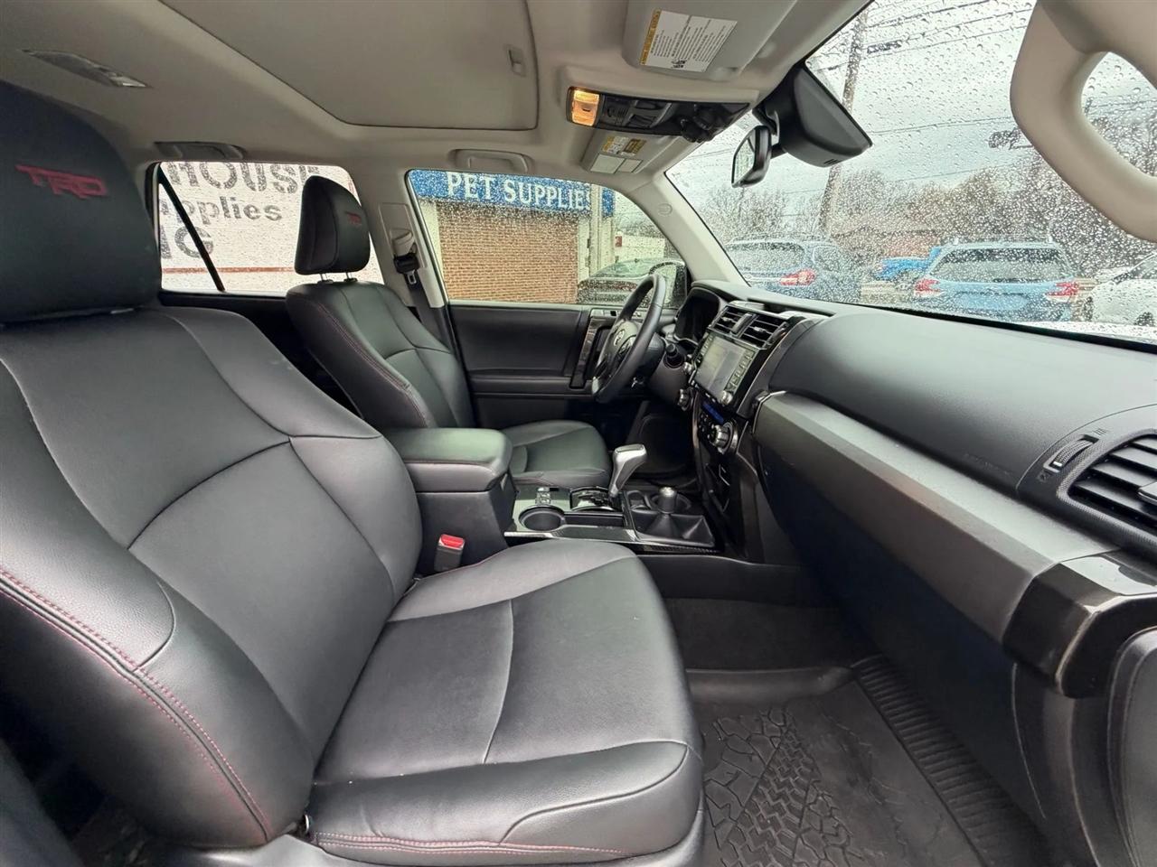 Toyota 4Runner TRD Off Road Premium 4WD (Natl) 2020