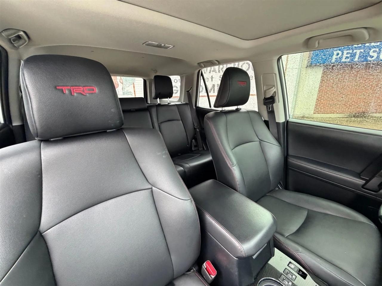 Toyota 4Runner TRD Off Road Premium 4WD (Natl) 2020