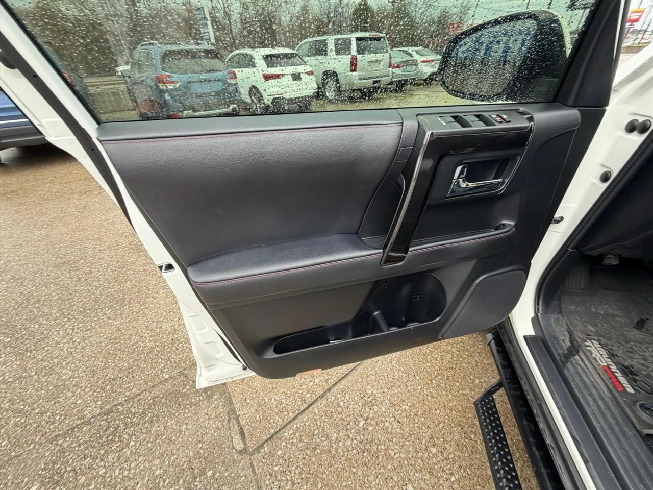 Toyota 4Runner TRD Off Road Premium 4WD (Natl) 2020