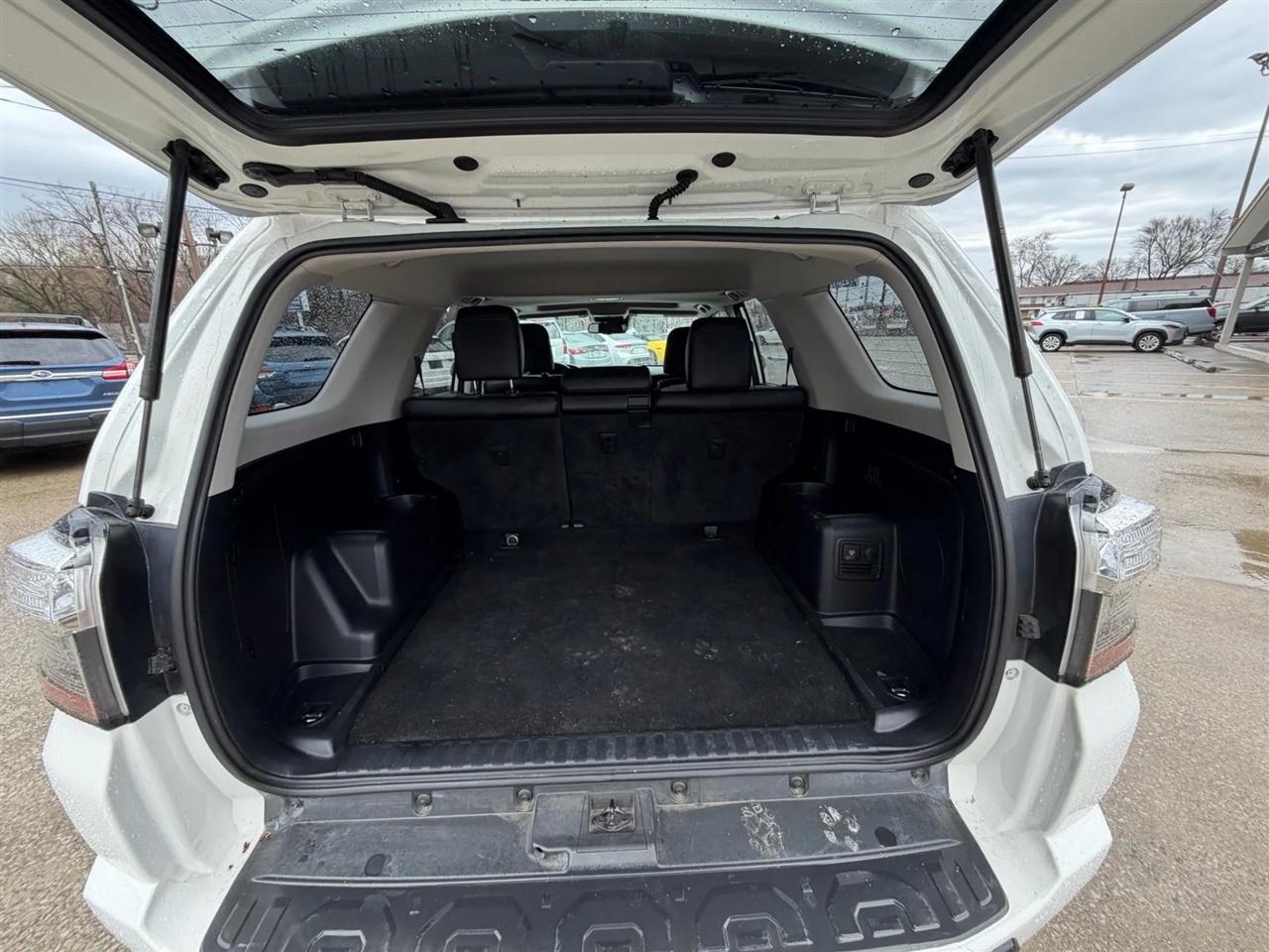 Toyota 4Runner TRD Off Road Premium 4WD (Natl) 2020