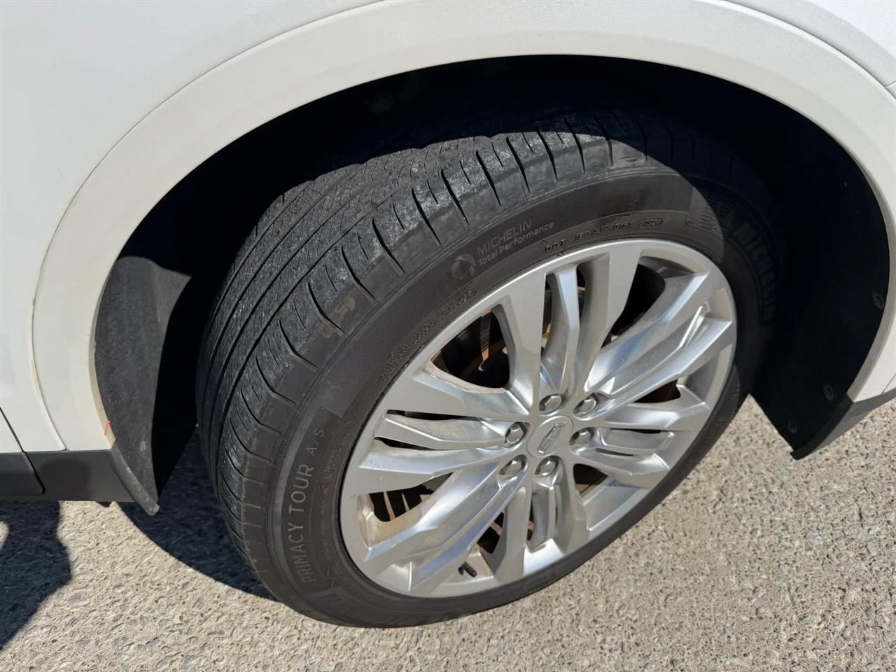 Cadillac XT5 FWD 4dr Premium Luxury 2017