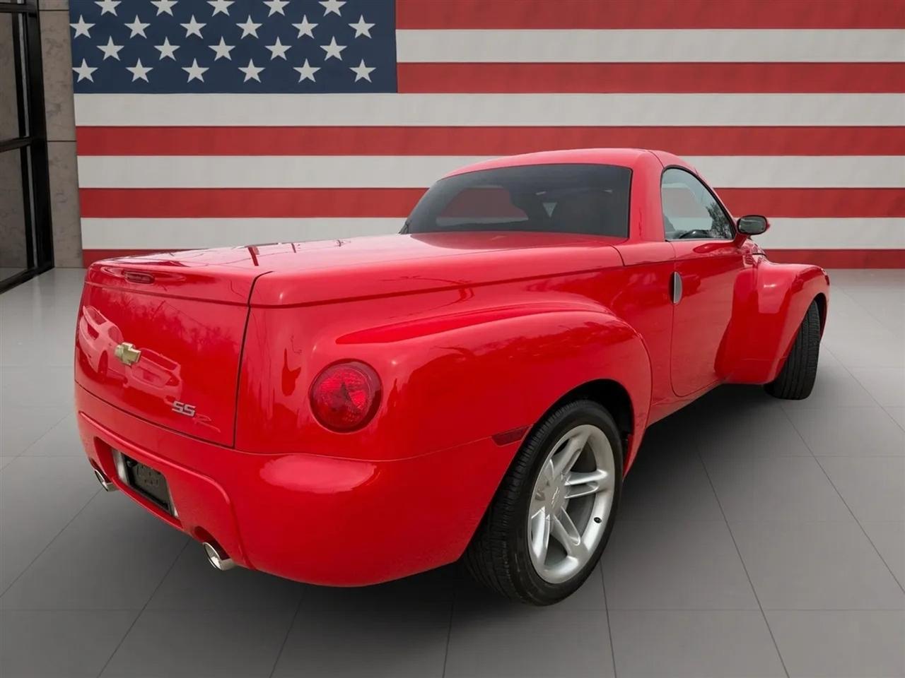 Chevrolet SSR Reg Cab 116.0" WB LS 2004