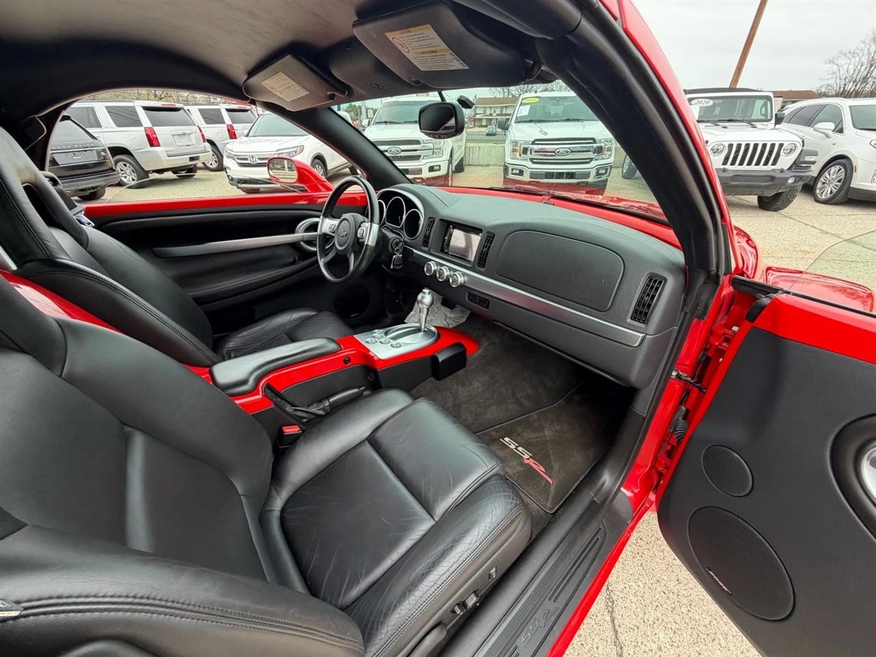 Chevrolet SSR Reg Cab 116.0" WB LS 2004