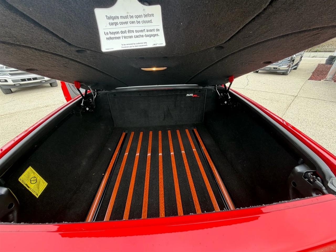 Chevrolet SSR Reg Cab 116.0" WB LS 2004