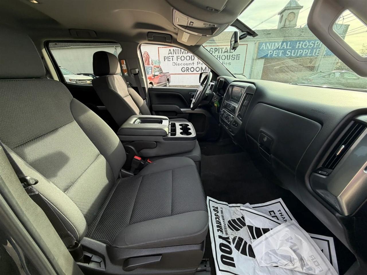 Chevrolet Silverado 1500 4WD Crew Cab 143.5" LT w/1LT 2017