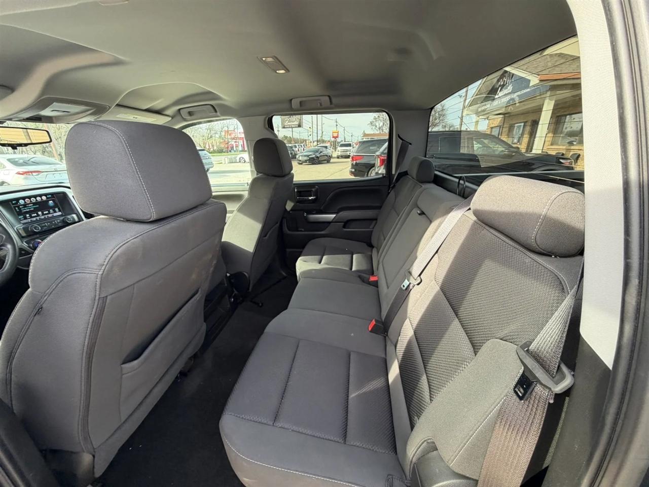 Chevrolet Silverado 1500 4WD Crew Cab 143.5" LT w/1LT 2017