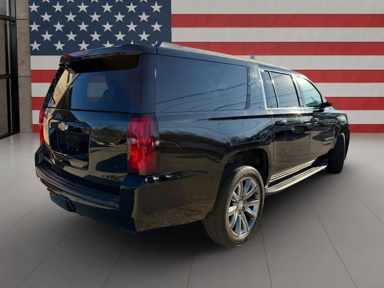 Chevrolet Suburban LT 2017