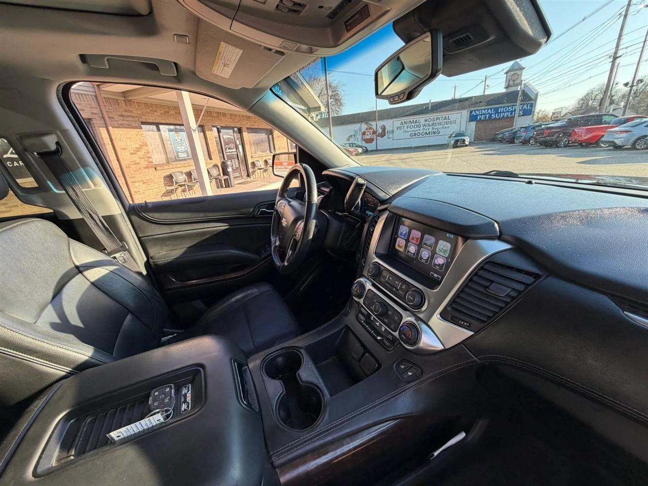 Chevrolet Suburban LT 2017