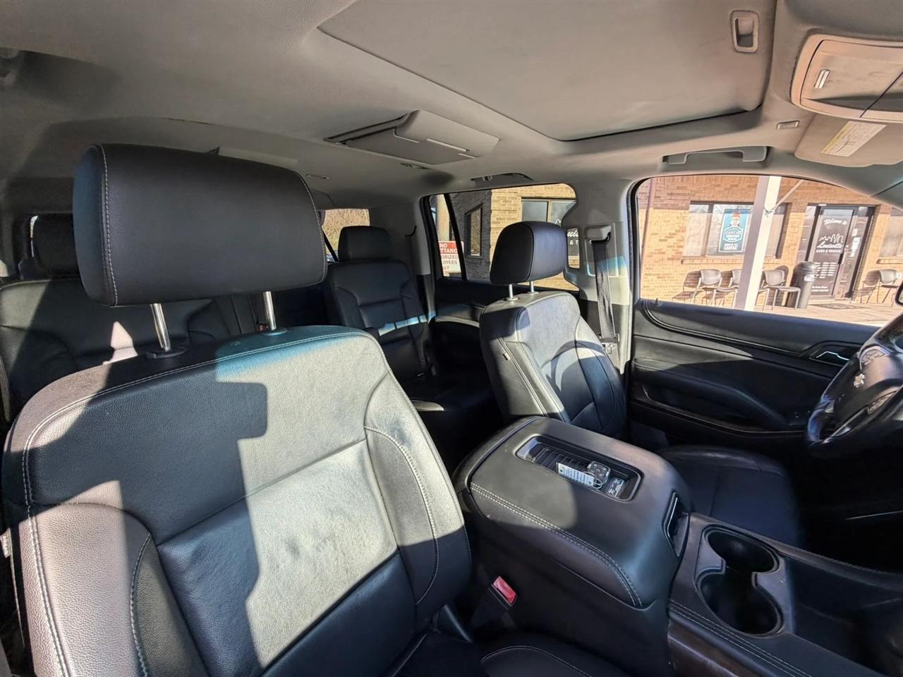 Chevrolet Suburban LT 2017