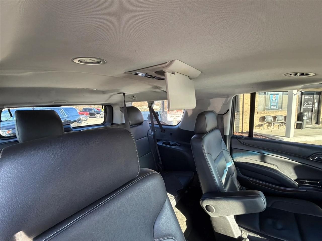 Chevrolet Suburban LT 2017