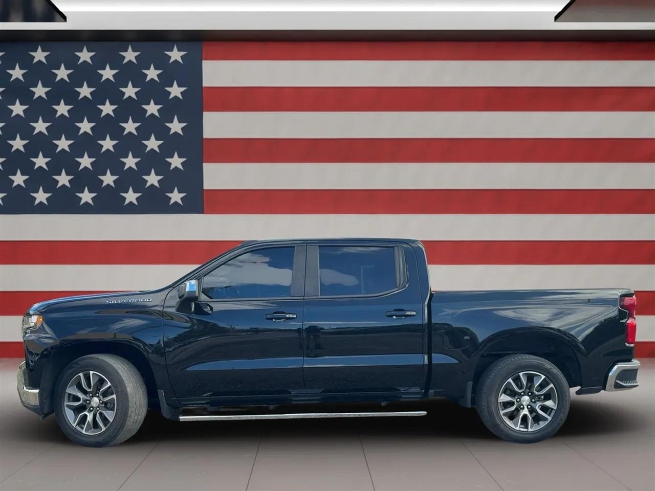 Chevrolet Silverado 1500 2WD Crew Cab 147" LT 2020