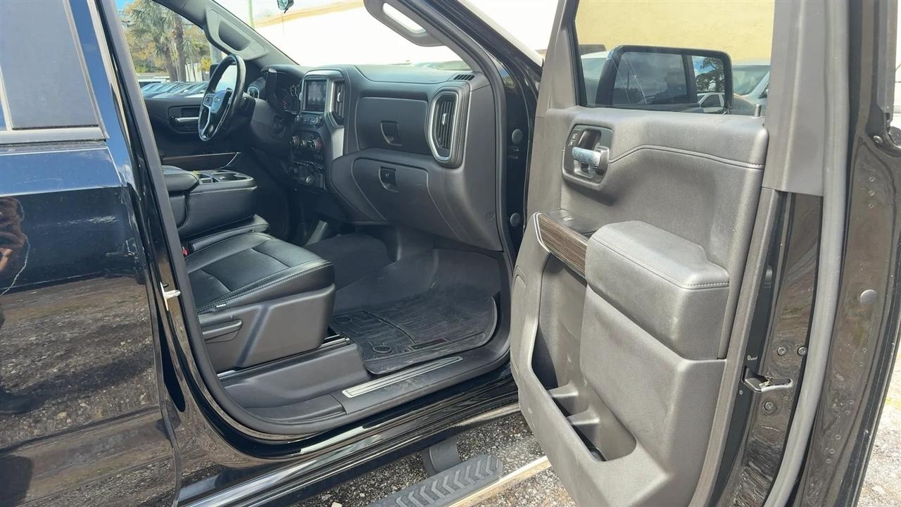 Chevrolet Silverado 1500 2WD Crew Cab 147" LT 2020