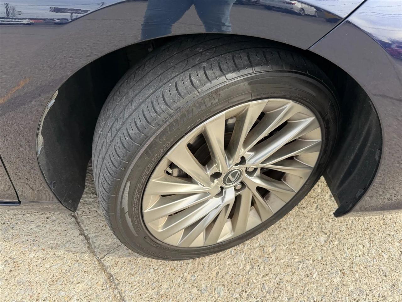 Lexus ES ES 350 Luxury FWD 2020