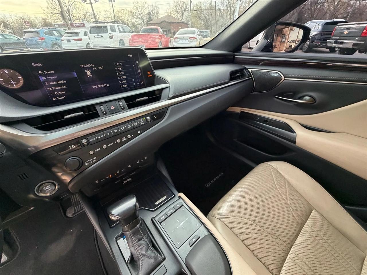 Lexus ES ES 350 Luxury FWD 2020