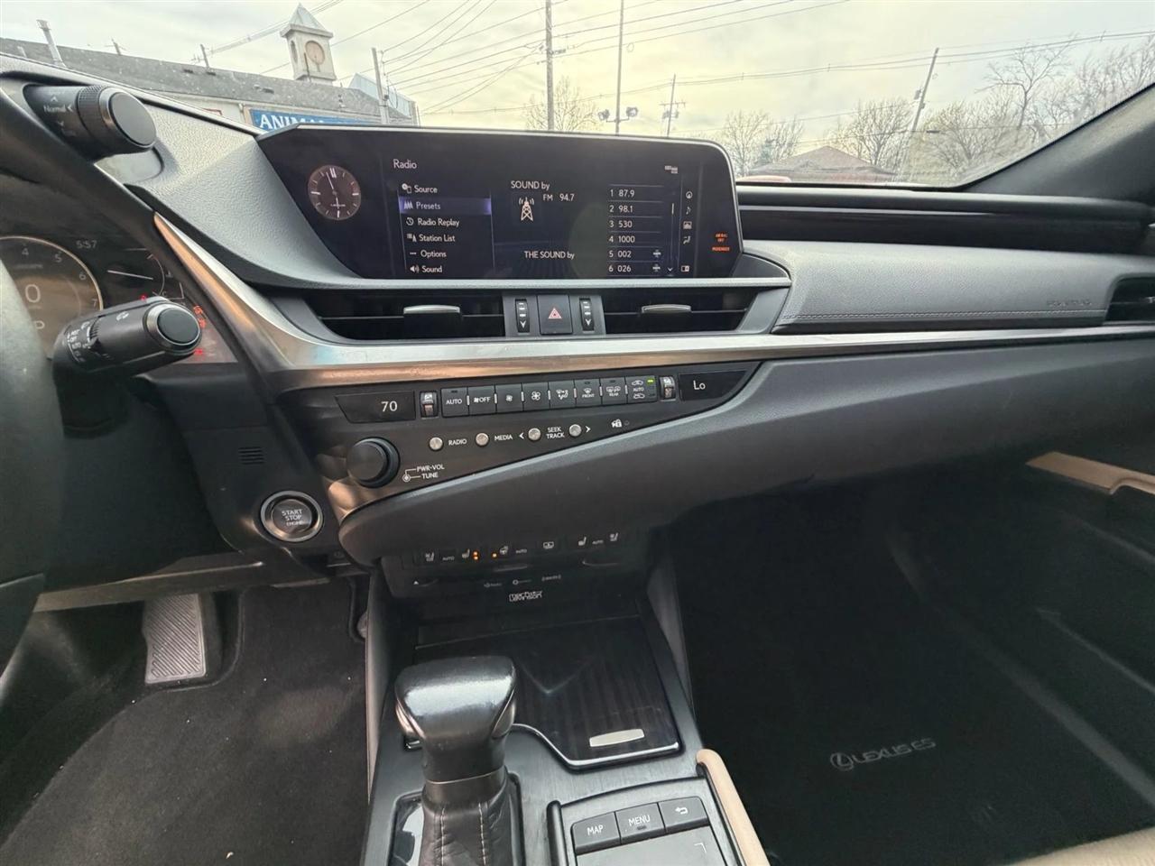 Lexus ES ES 350 Luxury FWD 2020