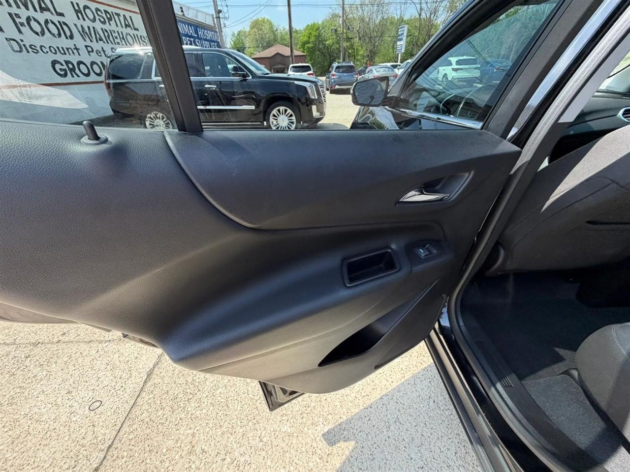 Chevrolet Equinox AWD 4dr LT w/2FL 2019