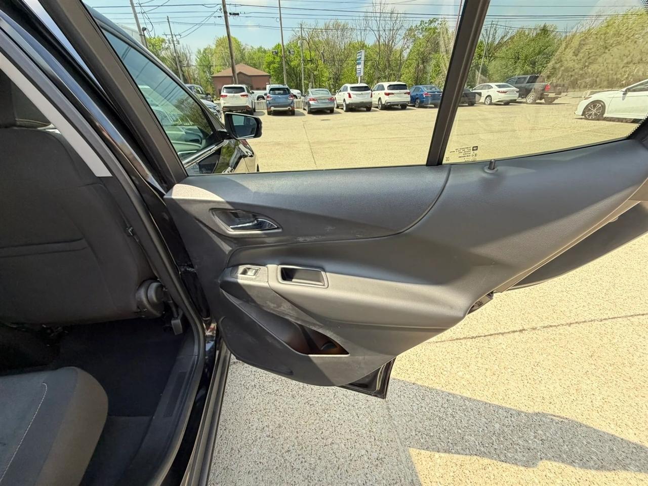 Chevrolet Equinox AWD 4dr LT w/2FL 2019