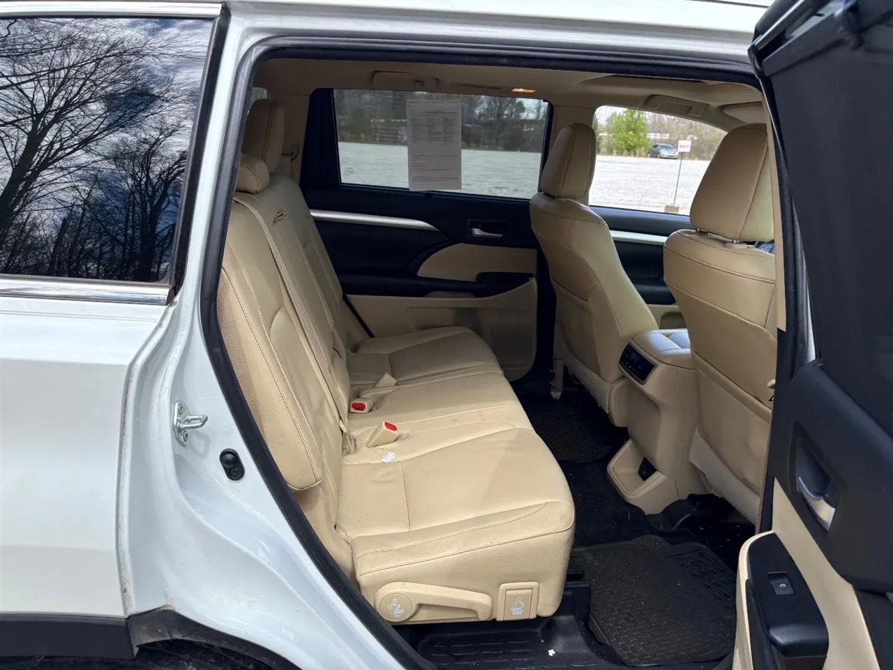 Toyota Highlander XLE V6 FWD (Natl) 2017