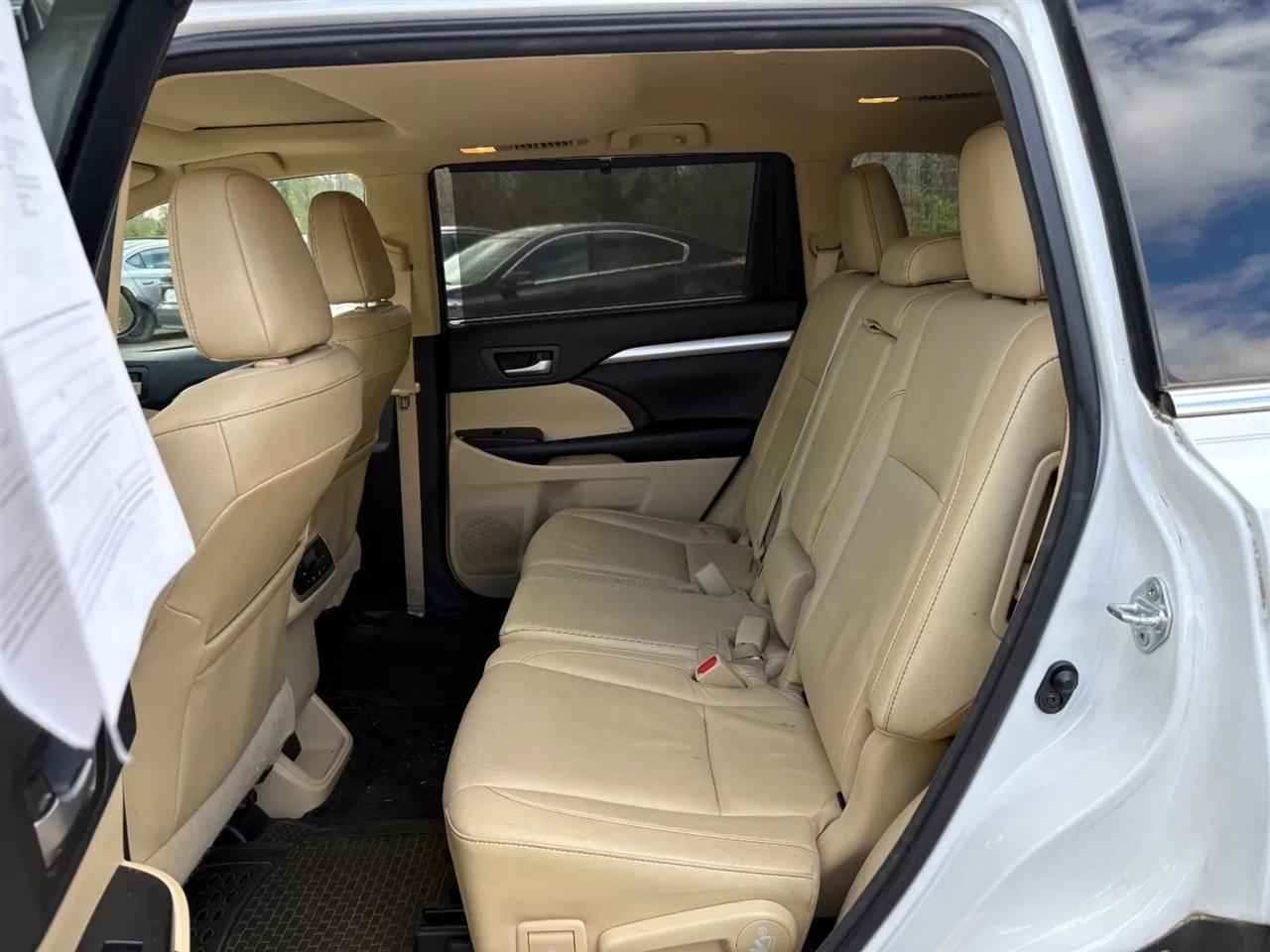 Toyota Highlander XLE V6 FWD (Natl) 2017