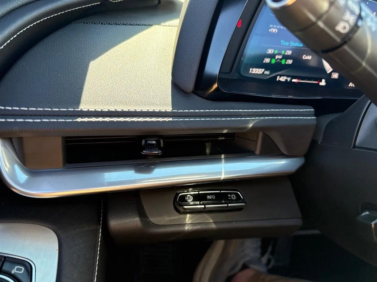 Chevrolet Corvette E-Ray Convertible AWD w/2LZ 2025