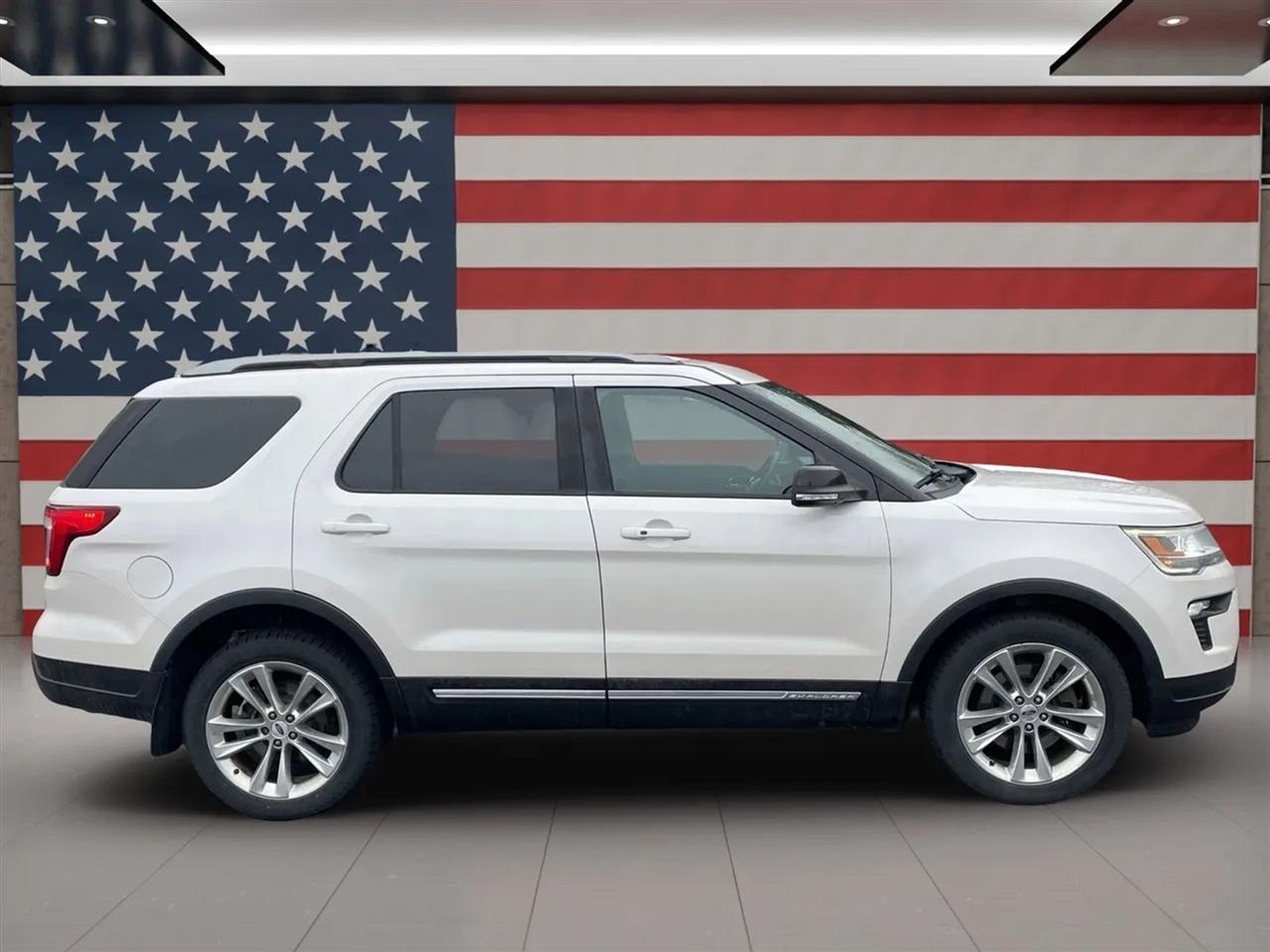 Ford Explorer XLT 4WD 2018