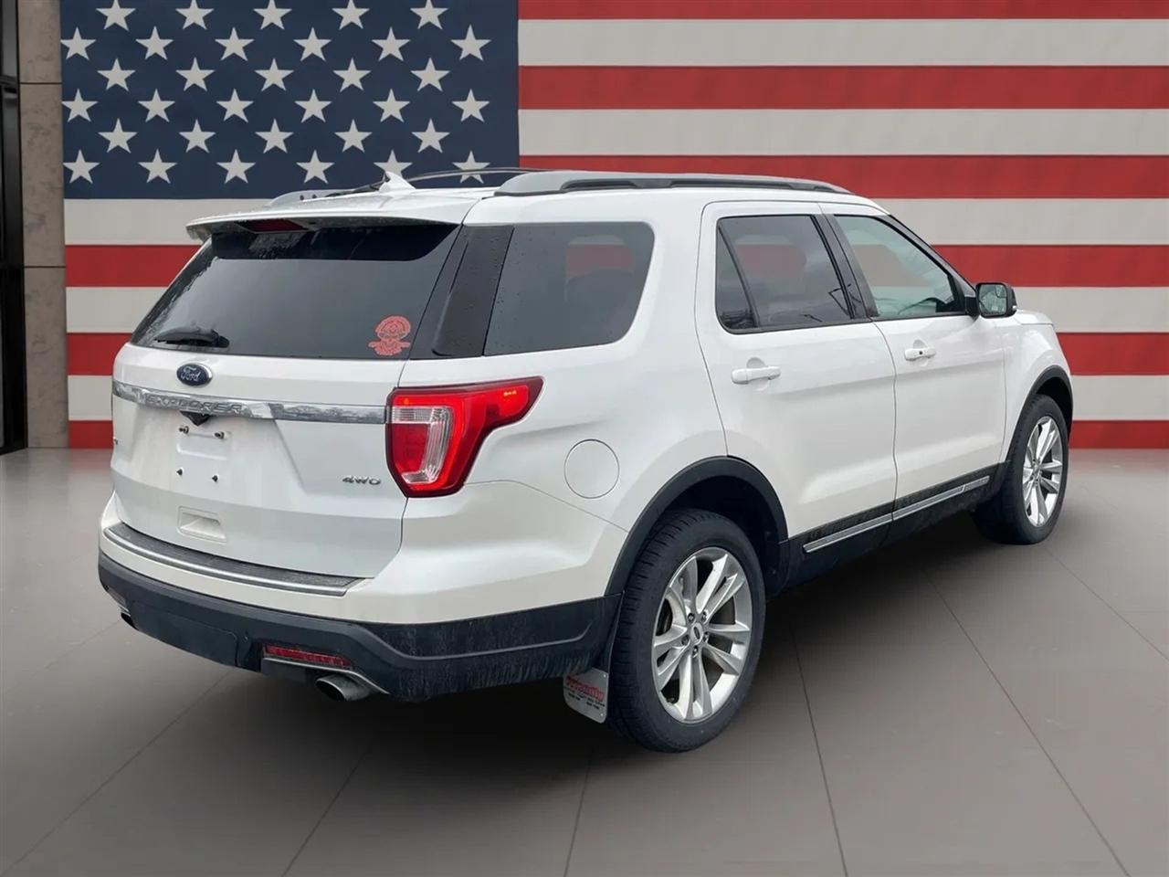 Ford Explorer XLT 4WD 2018