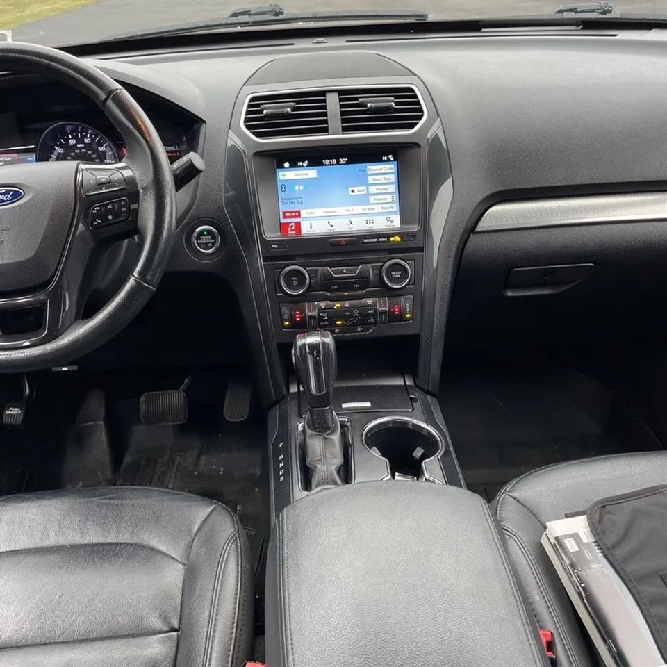 Ford Explorer XLT 4WD 2018