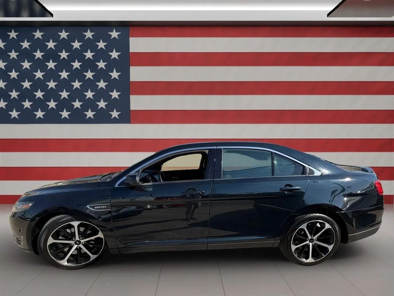 Ford Taurus 4dr Sdn SHO AWD 2014