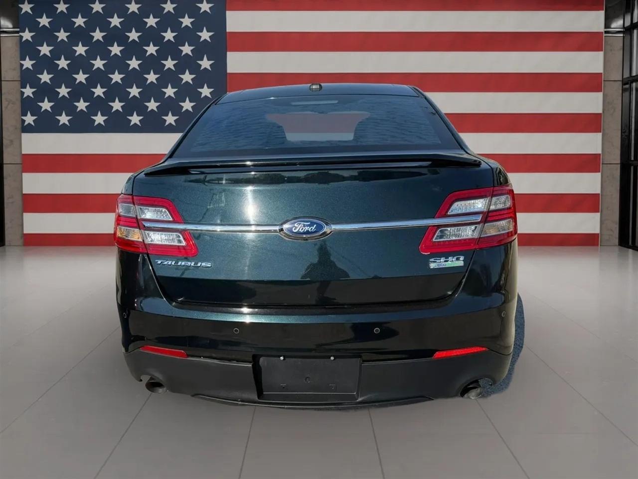 Ford Taurus 4dr Sdn SHO AWD 2014