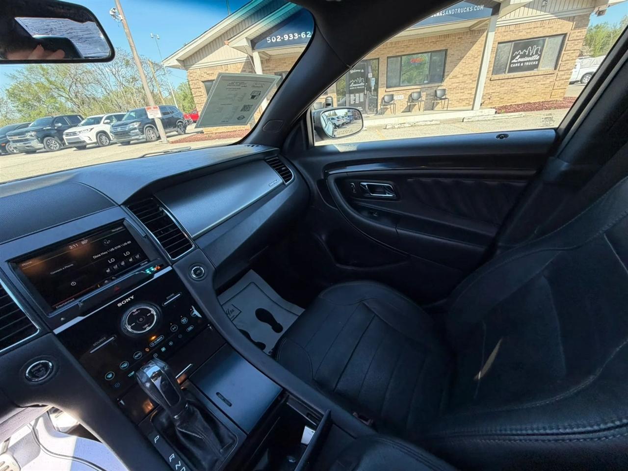 Ford Taurus 4dr Sdn SHO AWD 2014