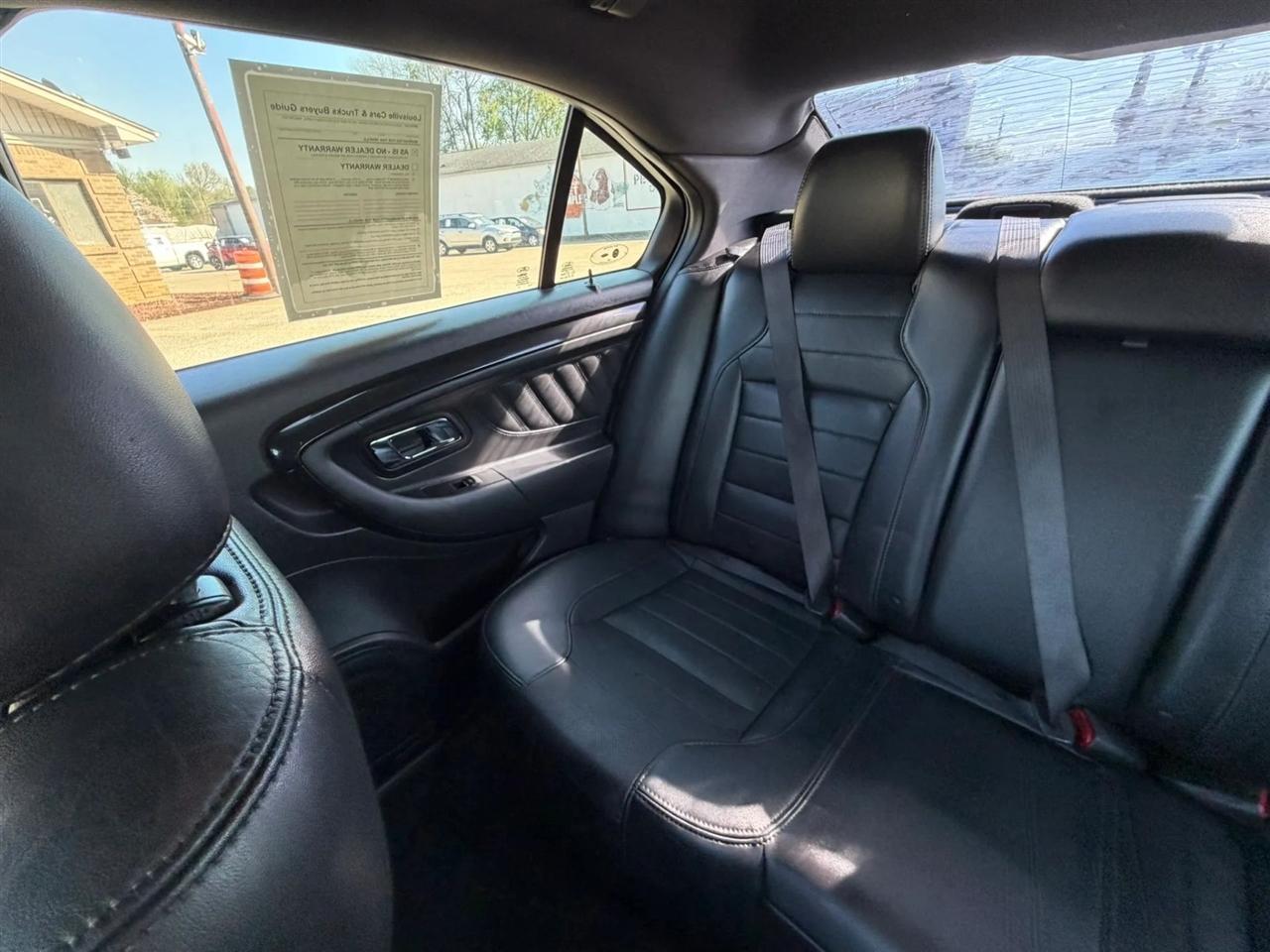 Ford Taurus 4dr Sdn SHO AWD 2014