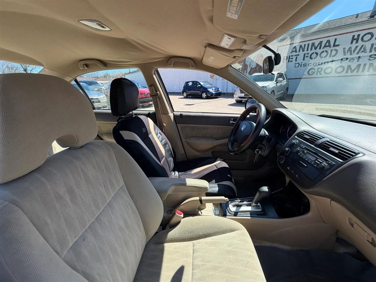 Honda Civic Sdn LX AT 2005