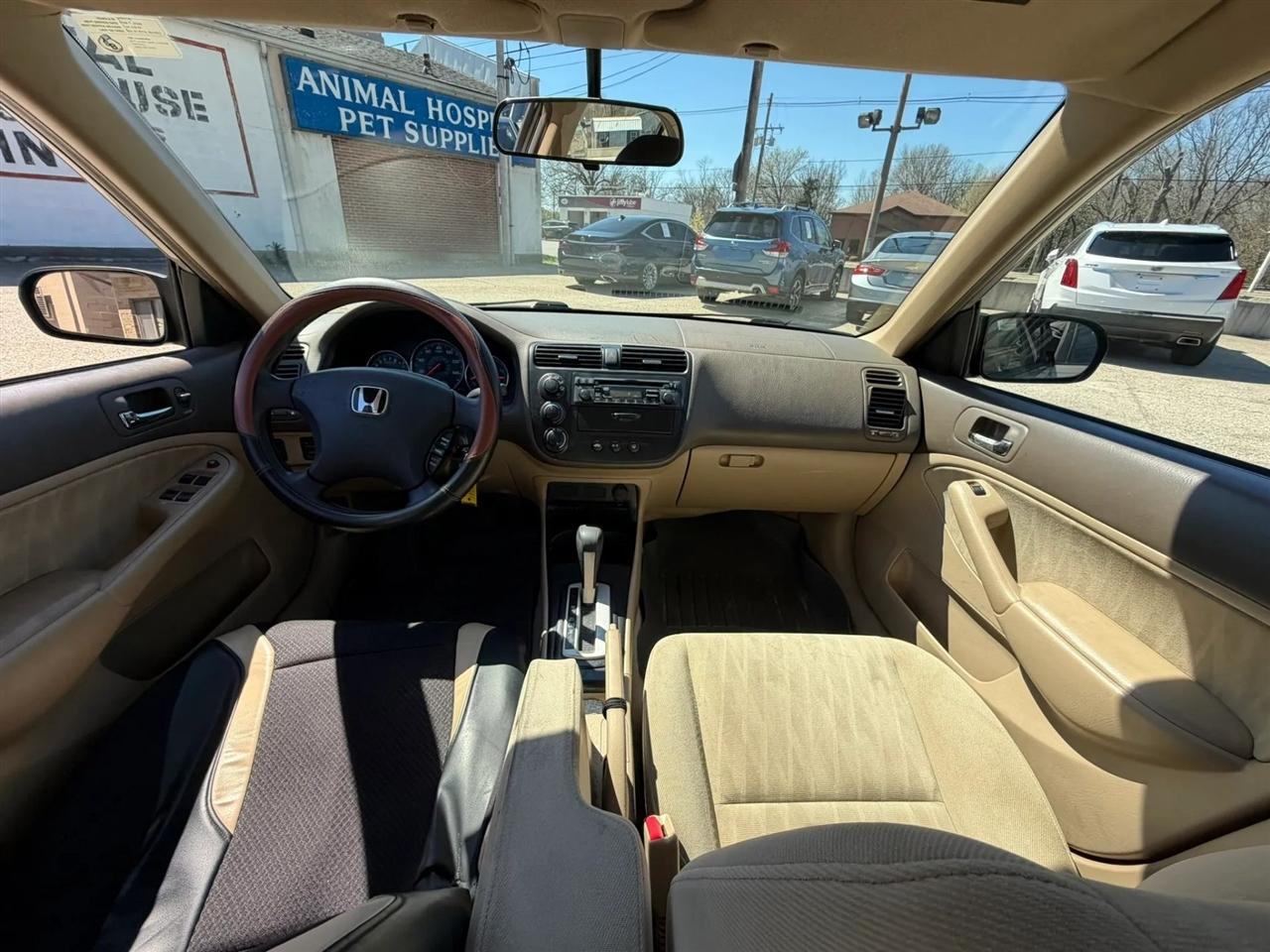 Honda Civic Sdn LX AT 2005