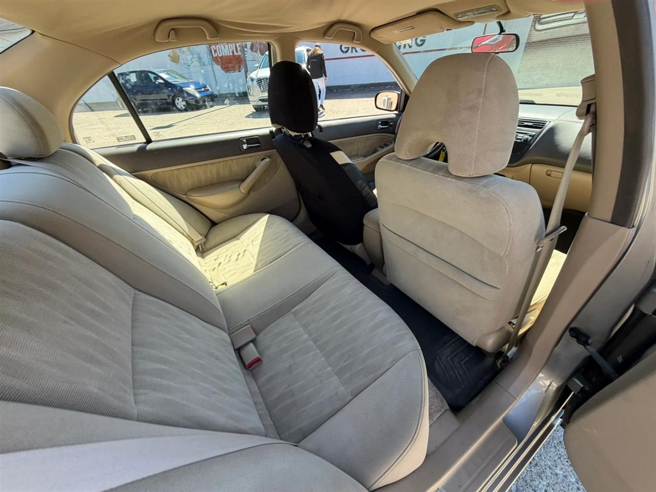 Honda Civic Sdn LX AT 2005