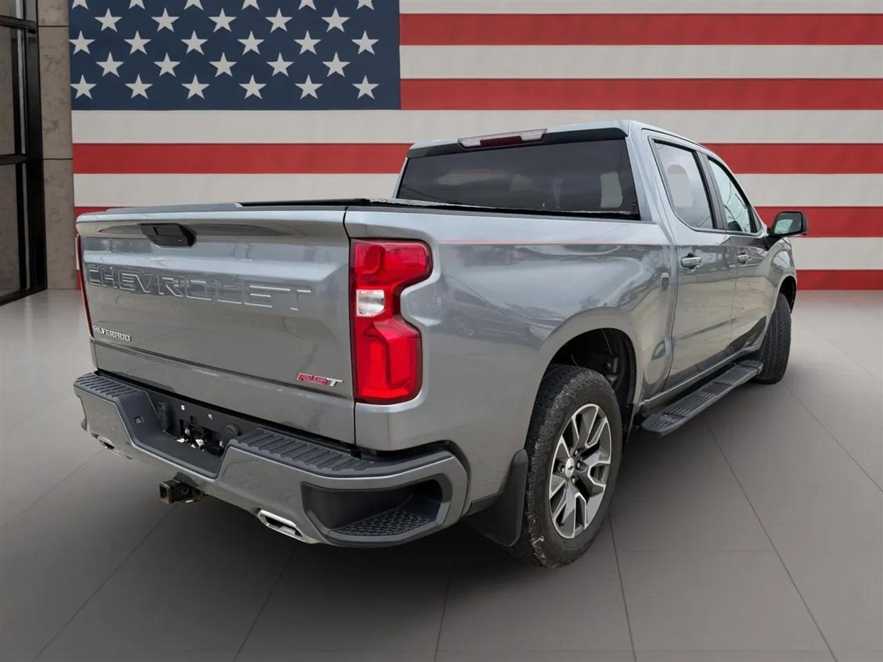 Chevrolet Silverado 1500 4WD Crew Cab 147" RST 2020