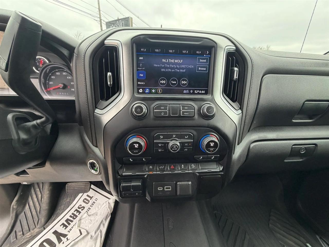 Chevrolet Silverado 1500 4WD Crew Cab 147" RST 2020