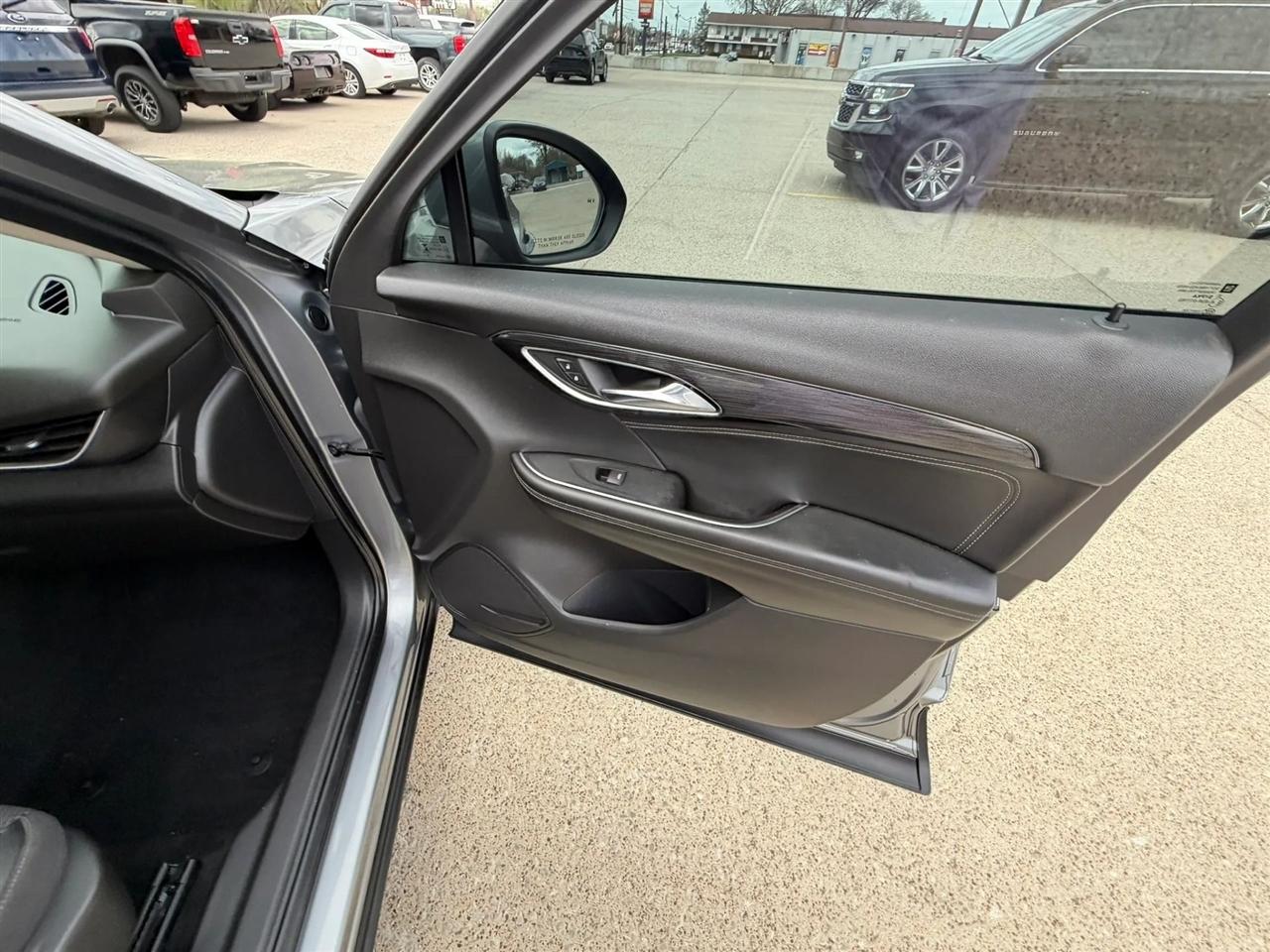 Buick Envision FWD 4dr Preferred 2021