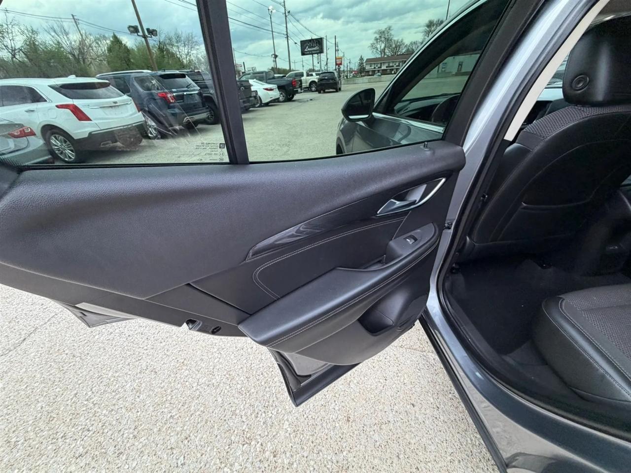 Buick Envision FWD 4dr Preferred 2021