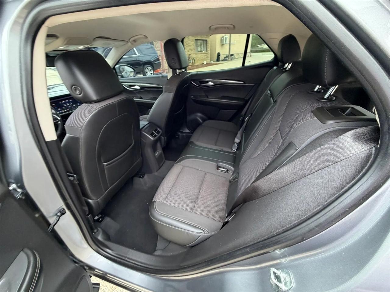 Buick Envision FWD 4dr Preferred 2021