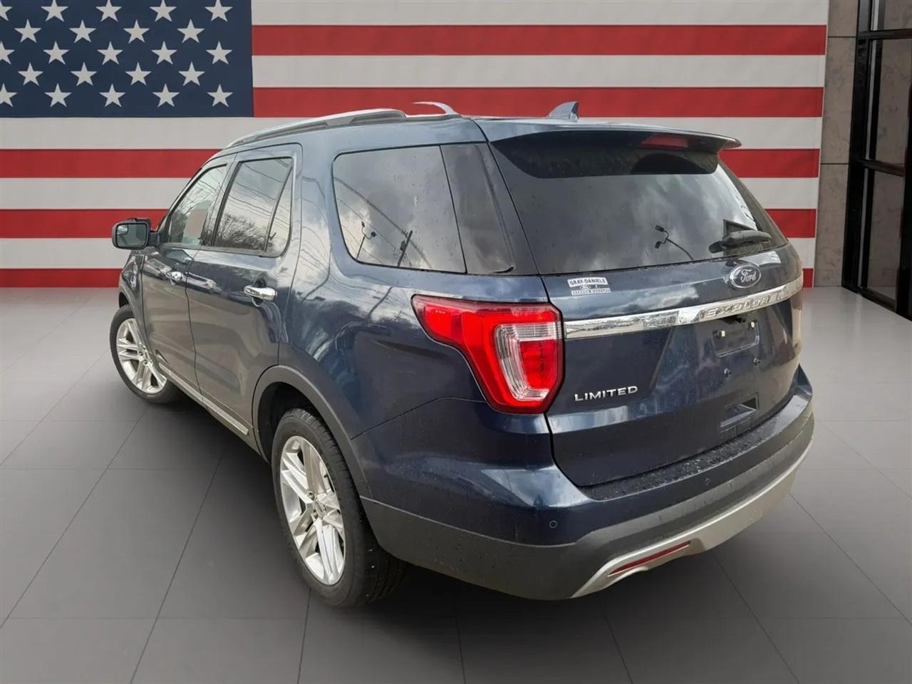 Ford Explorer Limited FWD 2017