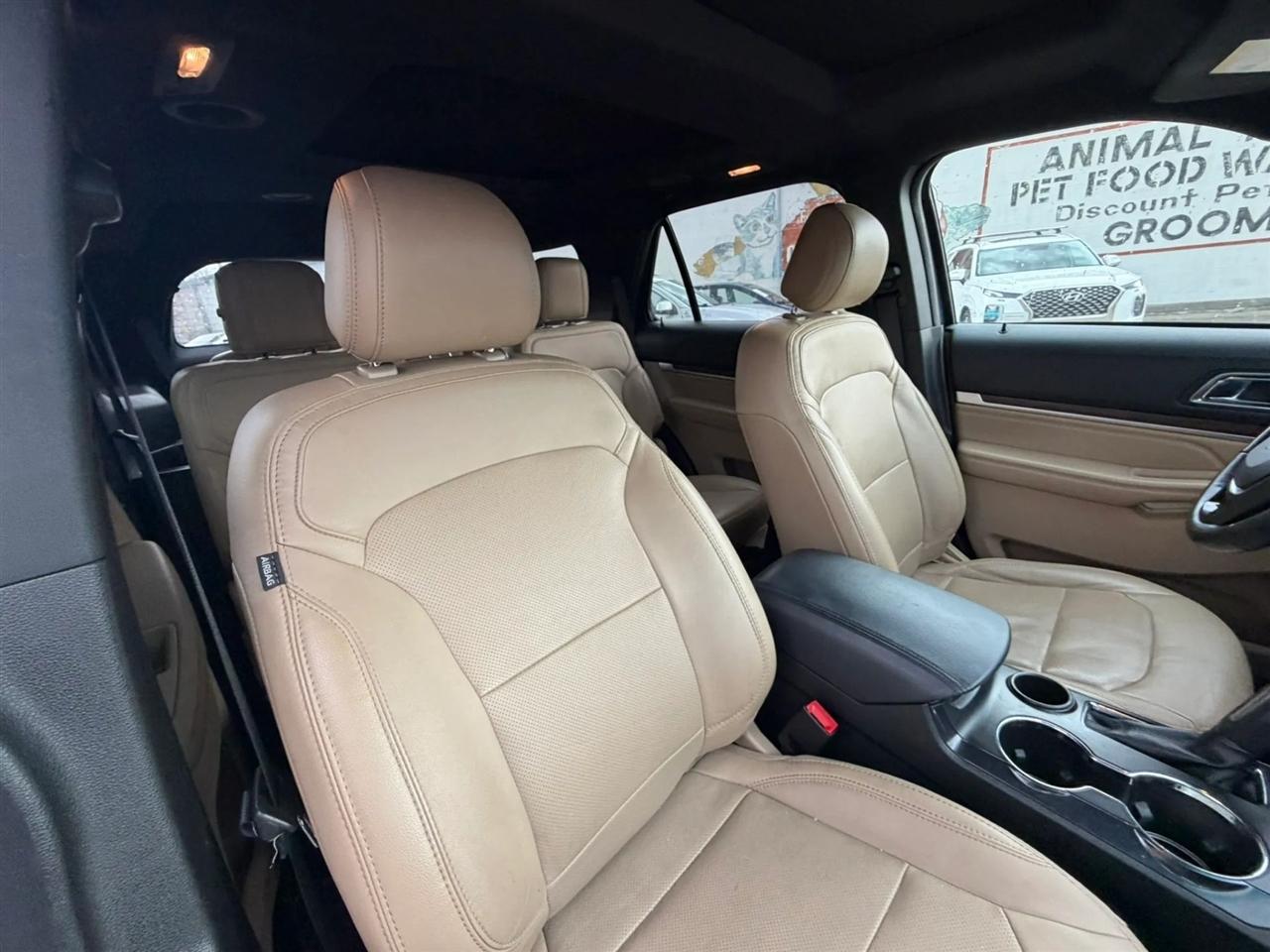 Ford Explorer Limited FWD 2017