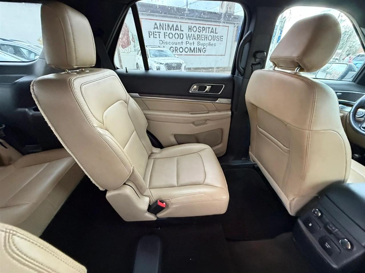 Ford Explorer Limited FWD 2017