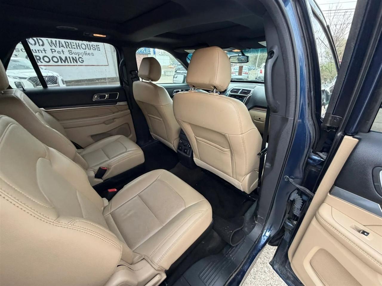 Ford Explorer Limited FWD 2017