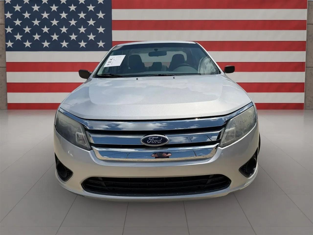 2010 Ford Fusion S