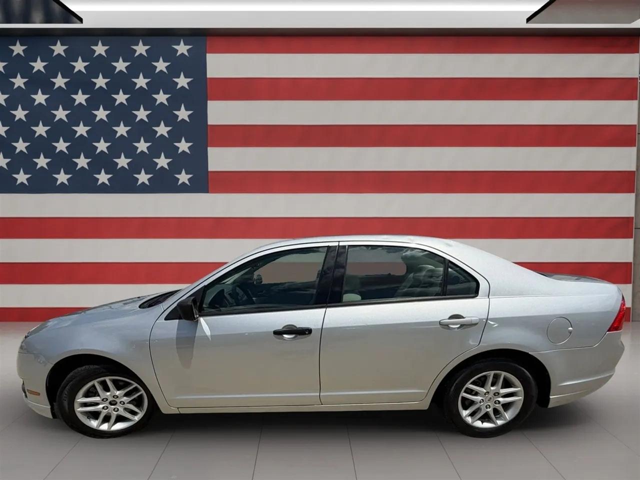 Ford Fusion 4dr Sdn S FWD 2010